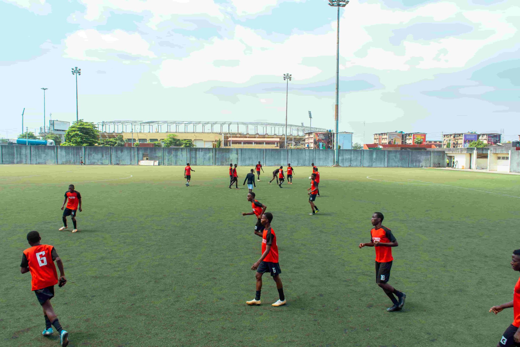 ace mariners players in action on the field